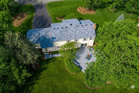 Tiny photo for 25707 N Eagle Drive, Mundelein, IL 60060 (MLS # 12577226)