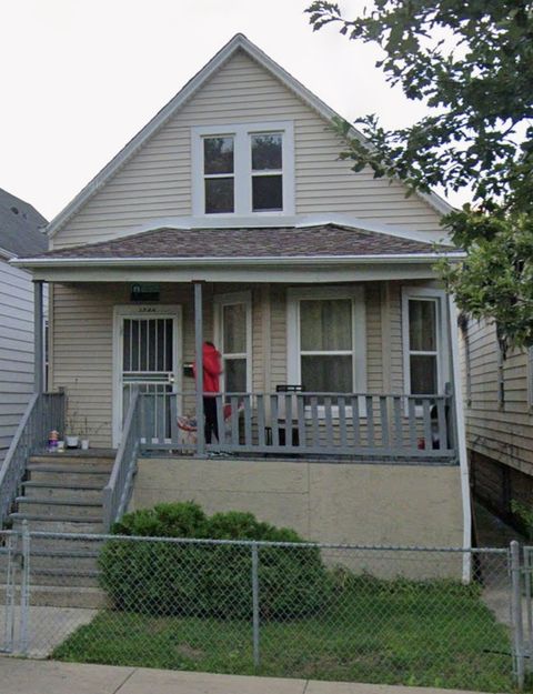 Photo of 1244 W 74th Place, Chicago, IL 60636 (MLS # 12492324)