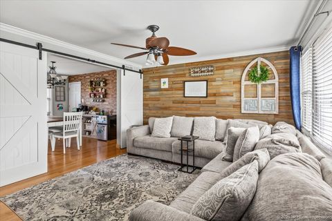 Tiny photo for 8836 W 93rd Place, Hickory Hills, IL 60457 (MLS # 12604882)