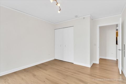 Tiny photo for 201 N Westshore Drive #1006, Chicago, IL 60601 (MLS # 12614177)