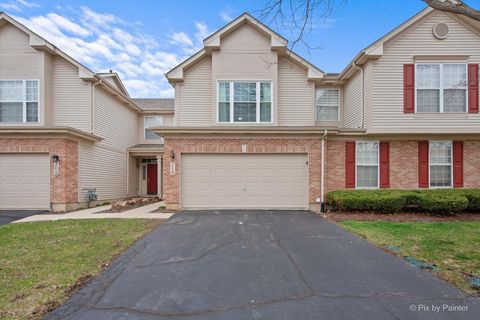Photo of 715 Riding Lane #715, St. Charles, IL 60174 (MLS # 12615704)