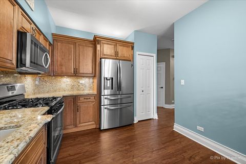 Tiny photo for 715 Riding Lane #715, St. Charles, IL 60174 (MLS # 12615704)