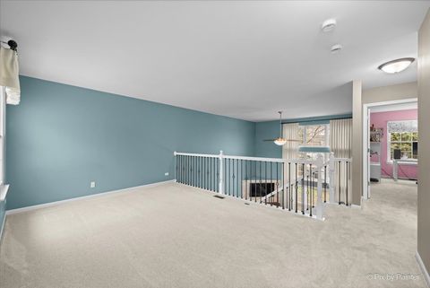 Tiny photo for 715 Riding Lane #715, St. Charles, IL 60174 (MLS # 12615704)