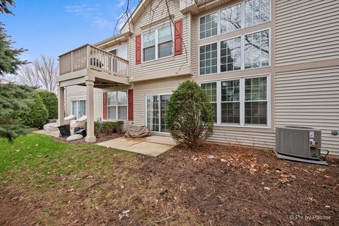 Tiny photo for 715 Riding Lane #715, St. Charles, IL 60174 (MLS # 12615704)