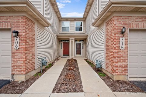 Tiny photo for 715 Riding Lane #715, St. Charles, IL 60174 (MLS # 12615704)