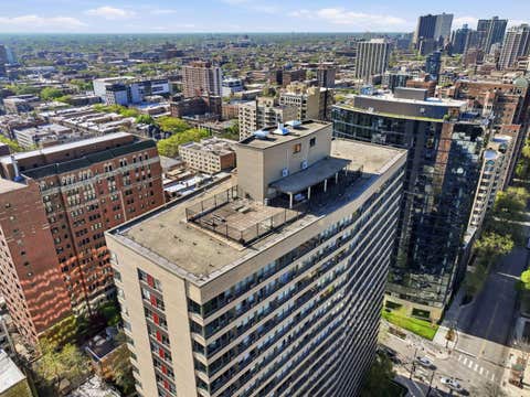 Tiny photo for 2930 N Sheridan Road #306, Chicago, IL 60657 (MLS # 12713459)