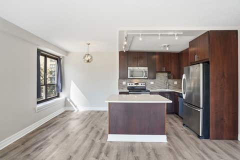 Tiny photo for 2930 N Sheridan Road #306, Chicago, IL 60657 (MLS # 12713459)