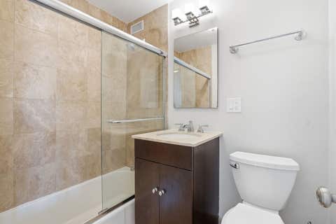 Tiny photo for 2930 N Sheridan Road #306, Chicago, IL 60657 (MLS # 12713459)