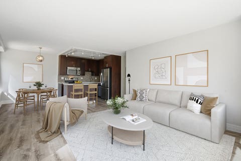 Tiny photo for 2930 N Sheridan Road #306, Chicago, IL 60657 (MLS # 12713459)