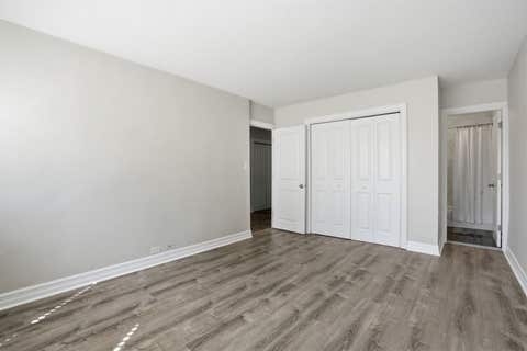 Tiny photo for 2930 N Sheridan Road #306, Chicago, IL 60657 (MLS # 12713459)