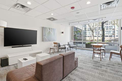 Tiny photo for 2930 N Sheridan Road #306, Chicago, IL 60657 (MLS # 12713459)