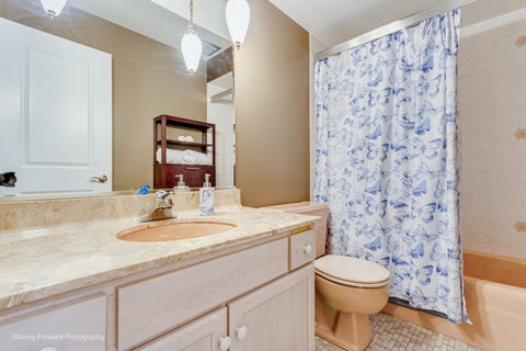 Tiny photo for 40 S Main Street #2C, Glen Ellyn, IL 60137 (MLS # 12732682)