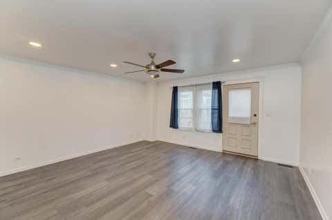 Tiny photo for 219 N Walnut Street #H, Bensenville, IL 60106 (MLS # 12740537)