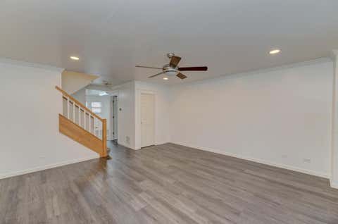 Tiny photo for 219 N Walnut Street #H, Bensenville, IL 60106 (MLS # 12740537)