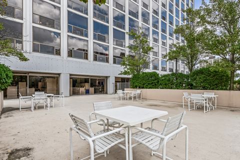 Tiny photo for 4343 N CLARENDON Avenue #2313, Chicago, IL 60613 (MLS # 12634938)
