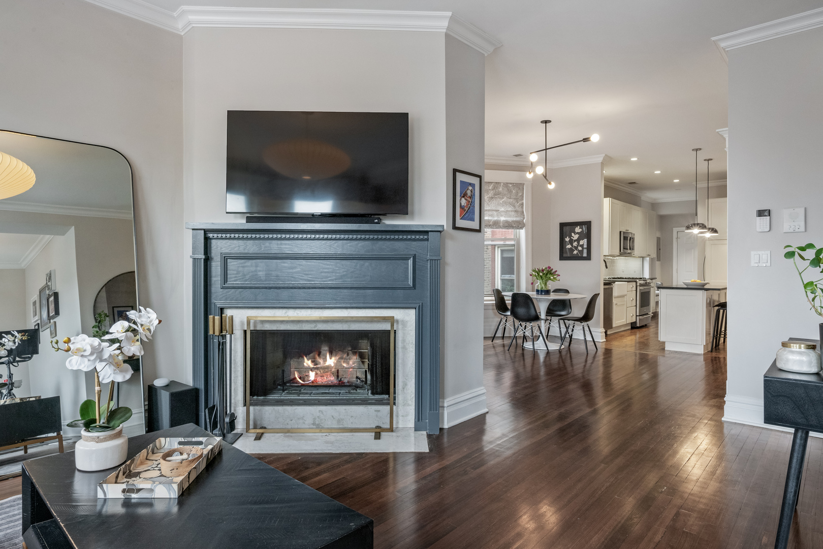 3130 N Clifton Avenue 2