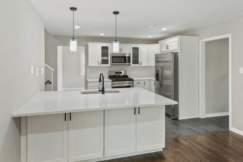 Tiny photo for 947 E 169th Street, South Holland, IL 60473 (MLS # 12671821)