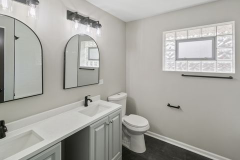 Tiny photo for 947 E 169th Street, South Holland, IL 60473 (MLS # 12671821)