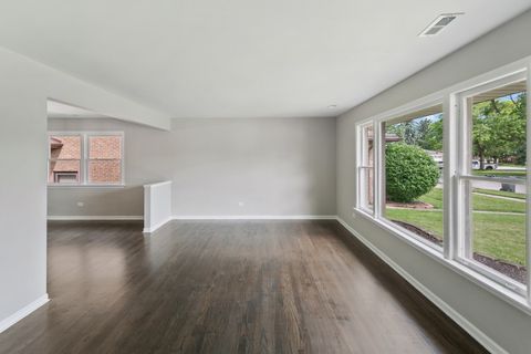 Tiny photo for 947 E 169th Street, South Holland, IL 60473 (MLS # 12671821)