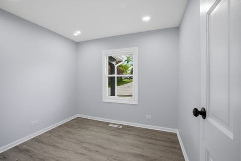 Tiny photo for 915 Mayfield Drive, Round Lake Beach, IL 60073 (MLS # 12683288)