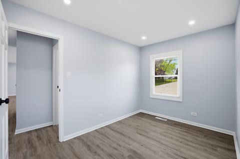 Tiny photo for 915 Mayfield Drive, Round Lake Beach, IL 60073 (MLS # 12683288)