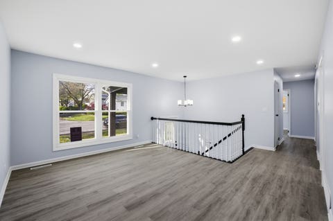 Tiny photo for 915 Mayfield Drive, Round Lake Beach, IL 60073 (MLS # 12683288)