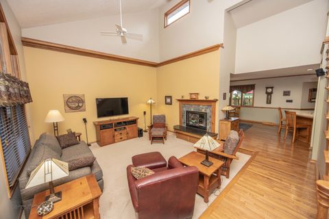 Tiny photo for 2402 Meridian Drive, Joliet, IL 60431 (MLS # 12468093)
