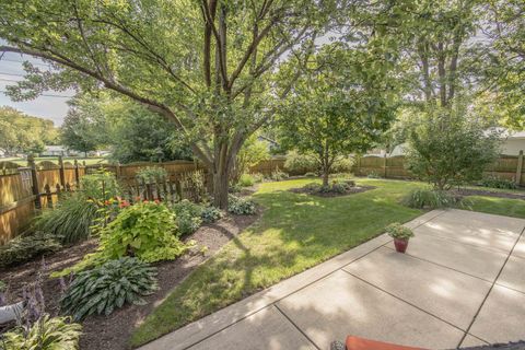Tiny photo for 2402 Meridian Drive, Joliet, IL 60431 (MLS # 12468093)