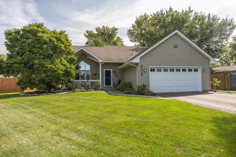 Tiny photo for 2402 Meridian Drive, Joliet, IL 60431 (MLS # 12468093)
