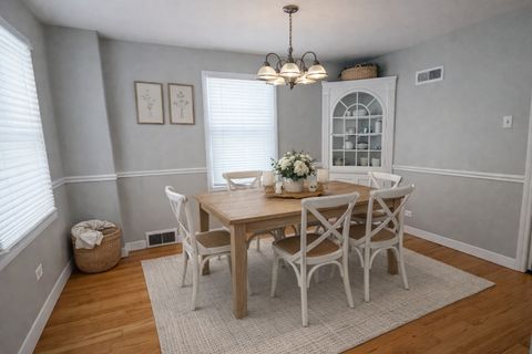 Tiny photo for 745 S CHESTNUT Avenue, Arlington Heights, IL 60005 (MLS # 12519998)