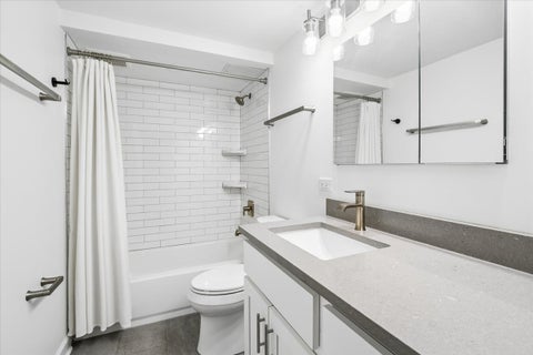 Tiny photo for 13200 W Heiden Circle #2101, Lake Bluff, IL 60044 (MLS # 12794001)