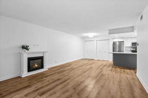 Tiny photo for 13200 W Heiden Circle #2101, Lake Bluff, IL 60044 (MLS # 12794001)