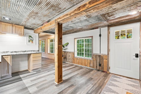 Tiny photo for 1713 Lindle Avenue, Muscatine, IA 52761 (MLS # 12684240)