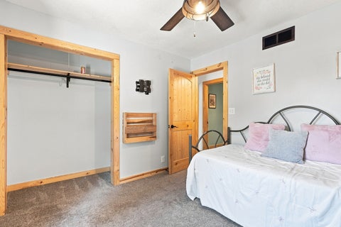 Tiny photo for 1713 Lindle Avenue, Muscatine, IA 52761 (MLS # 12684240)