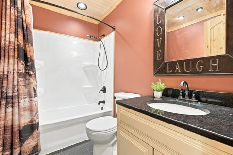 Tiny photo for 1713 Lindle Avenue, Muscatine, IA 52761 (MLS # 12684240)