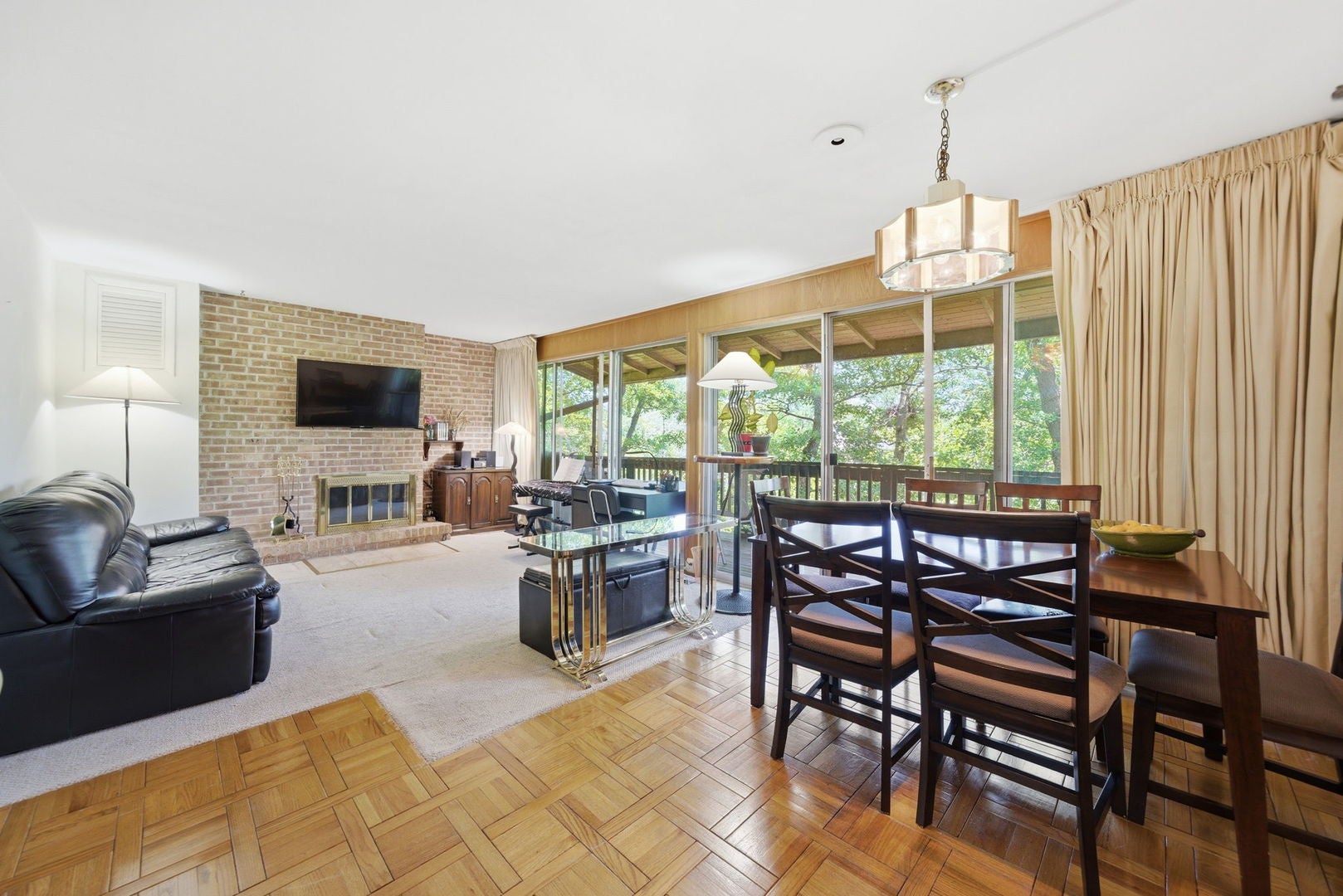 5517 E Lake Drive 91-E
