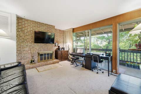 Tiny photo for 5517 E Lake Drive #91-E, Lisle, IL 60532 (MLS # 12724851)