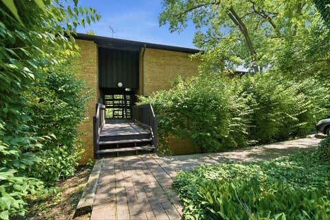 Photo of 5517 E Lake Drive #91-E, Lisle, IL 60532 (MLS # 12724851)