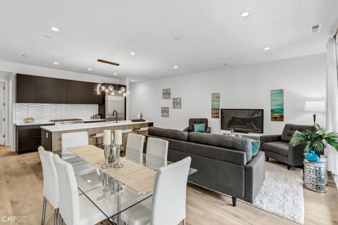 Tiny photo for 2343 N Elston Court #2W, Chicago, IL 60614 (MLS # 12468487)