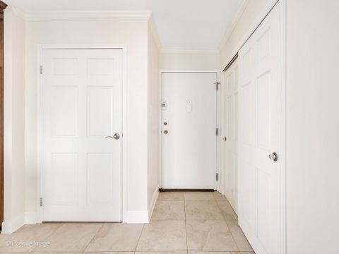 Tiny photo for 40 N Tower Road #12F, Oak Brook, IL 60523 (MLS # 12380674)
