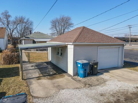 Tiny photo for 284 N Clinton Avenue, Bradley, IL 60915 (MLS # 12569303)