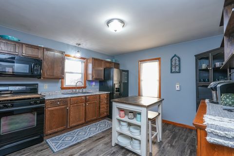 Tiny photo for 284 N Clinton Avenue, Bradley, IL 60915 (MLS # 12569303)