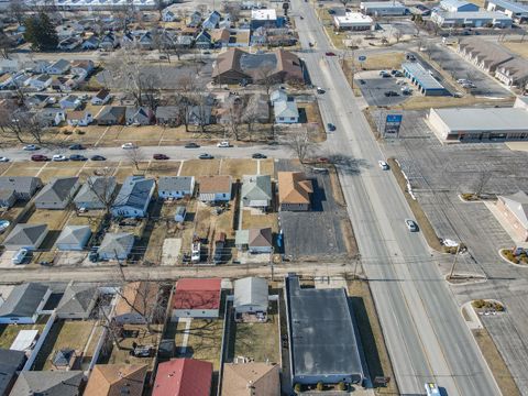 Tiny photo for 284 N Clinton Avenue, Bradley, IL 60915 (MLS # 12569303)