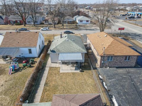 Tiny photo for 284 N Clinton Avenue, Bradley, IL 60915 (MLS # 12569303)