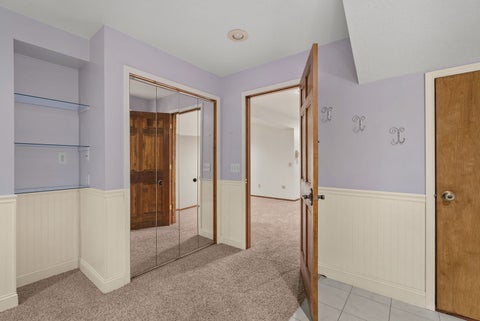 Tiny photo for 4005 Lakehurst Court, Davenport, IA 52807 (MLS # 12763653)