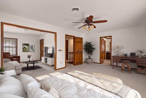 Tiny photo for 4005 Lakehurst Court, Davenport, IA 52807 (MLS # 12763653)