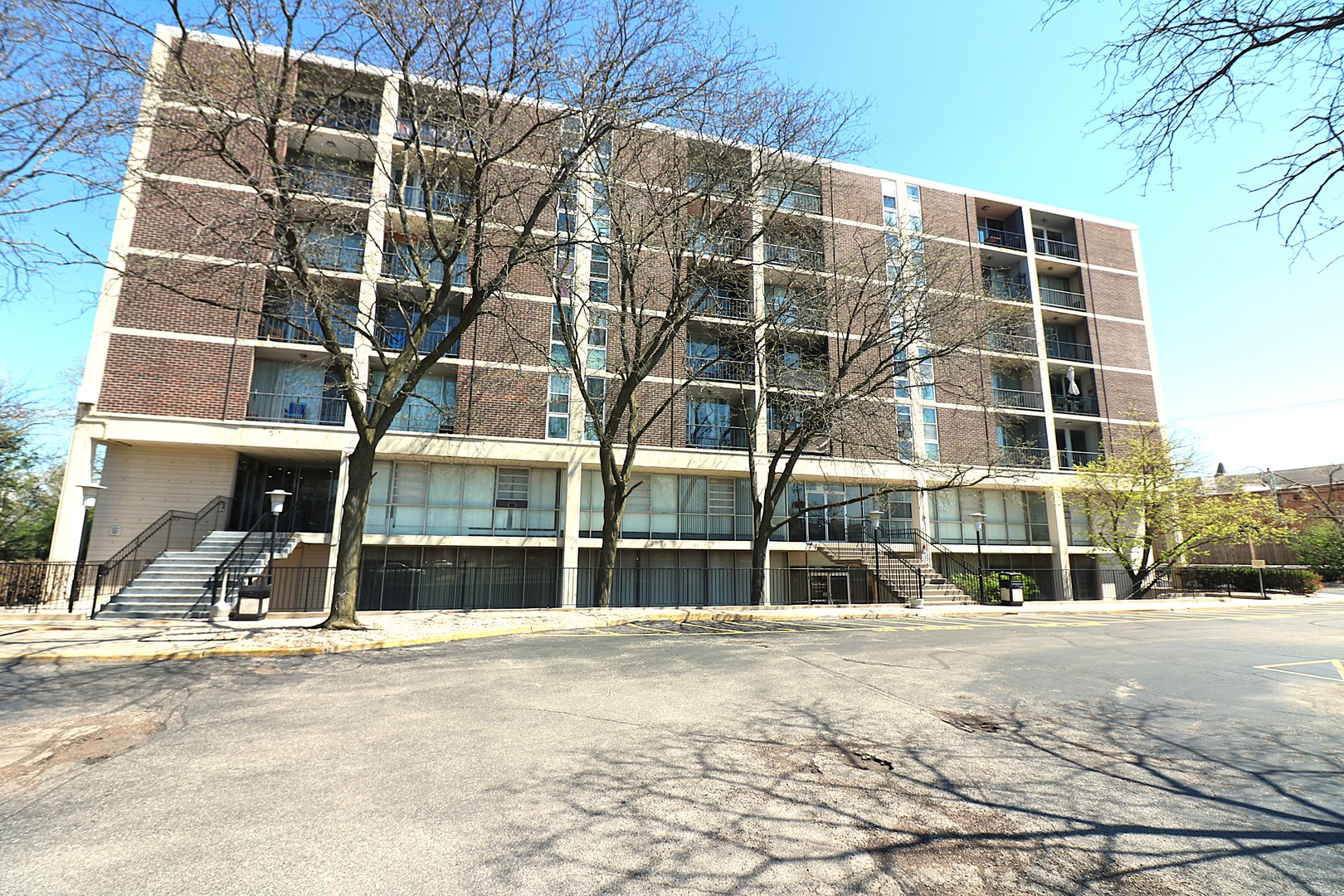 1043 S York Road 409