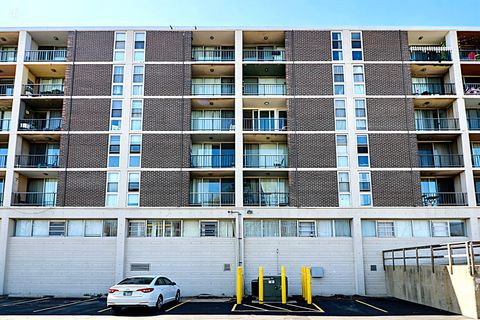Photo of 1043 S York Road #409, Bensenville, IL 60106 (MLS # 12636044)