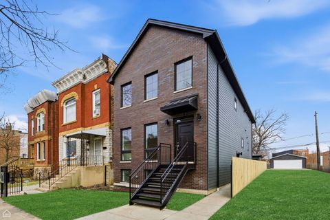 Tiny photo for 2832 W Wilcox Street, Chicago, IL 60612 (MLS # 12601017)