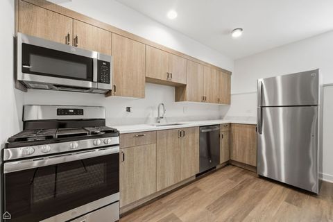 Tiny photo for 2832 W Wilcox Street, Chicago, IL 60612 (MLS # 12601017)
